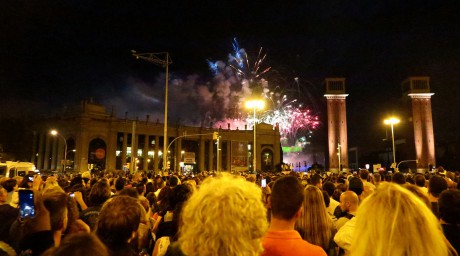 Barcelona_svátek La Merce_pyromusical (8)