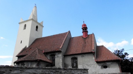 Červené Pečky - kostel Narození Panny Marie