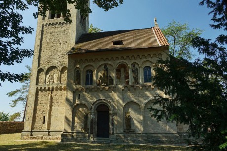 Církvice_kostel sv. Jakuba Staršího z roku 1165 (4)