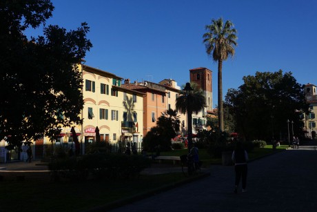 Pisa_Piazza Dante Alighieri