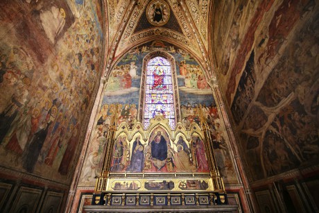 Florencie_Santa Maria Novella_interiér_Cappella Strozzi di Mantova_ (1)