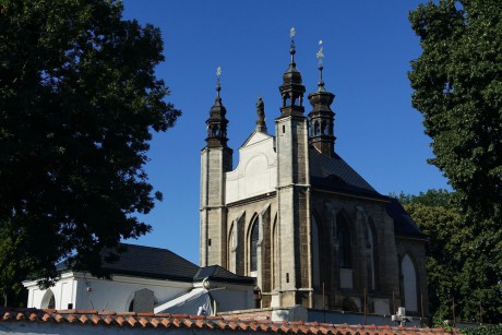 Hřbitovní kaple Všech svatých s kostnicí_Sedlec u Kutné Hory (1)
