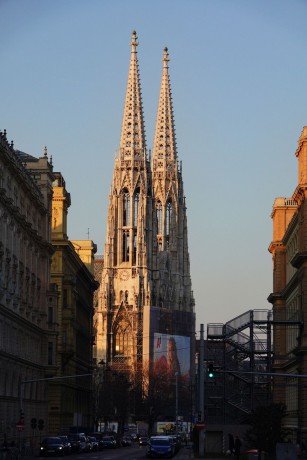 Vídeň_Votivkirche_1855-79 (1)