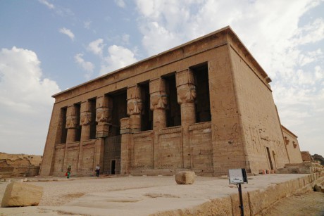 Egypt_Dendera_chrám bohyně Hathor_2022_10_0001