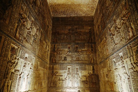 Egypt_Dendera_chrám bohyně Hathor_2022_10_0018