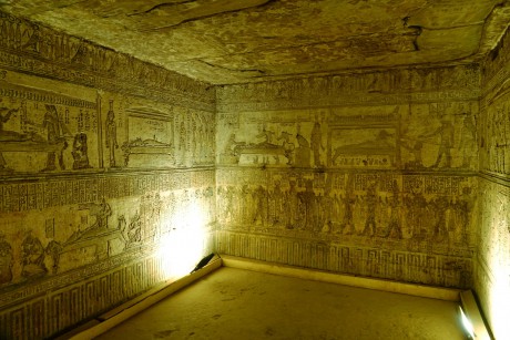 Egypt_Dendera_chrám bohyně Hathor_2022_10_0039
