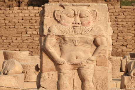 Egypt_Dendera_chrám bohyně Hathor_chrámový okrsek_2022_10_0017