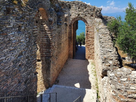 Sirmione_Grotte di Catullo (024)