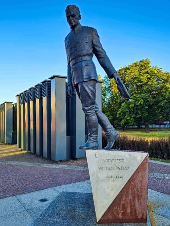 Polsko_Gdaňsk_muzeum II. světové války_2025_07_003_result