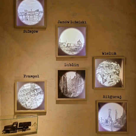 Polsko_Gdaňsk_muzeum II. světové války_2025_07_065_result