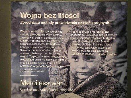 Polsko_Gdaňsk_muzeum II. světové války_2025_07_080_result