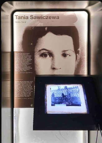 Polsko_Gdaňsk_muzeum II. světové války_2025_07_081_result