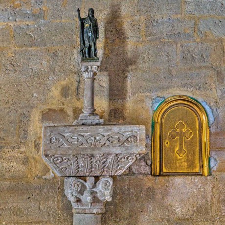 San Quirico d'Orcia_kostel Nanebevzetí Panny Marie (010)_result
