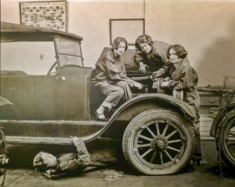 Heydar Aliev Center_klasické automobily_ 2026_02_11_011