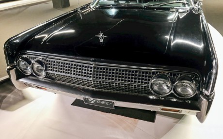 Heydar Aliev Center_klasické automobily_ 2026_02_11_048