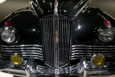 Heydar Aliev Center_klasické automobily_ 2026_02_11_052