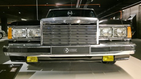 Heydar Aliev Center_klasické automobily_ 2026_02_11_076