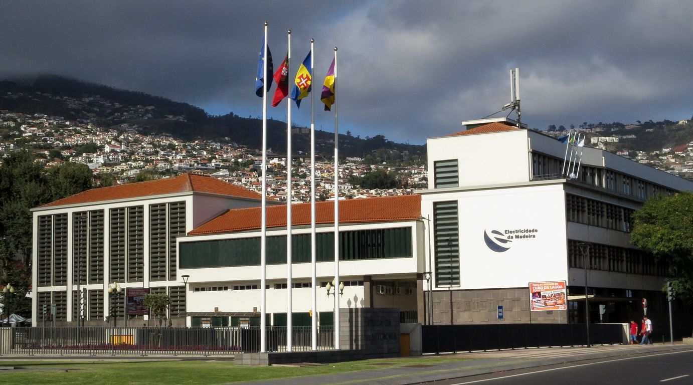Madeira_2015_07_26 (80)_Funchal_sídlo Elekrárenské společnosti Madeiry