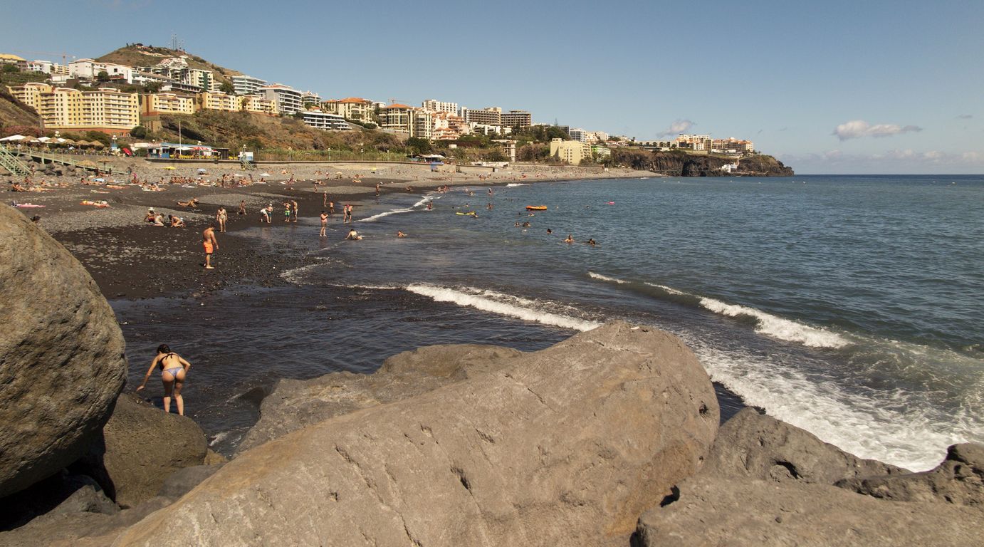 Madeira_2015_07_27 (83)_Funchal_pláž Praia Formosa