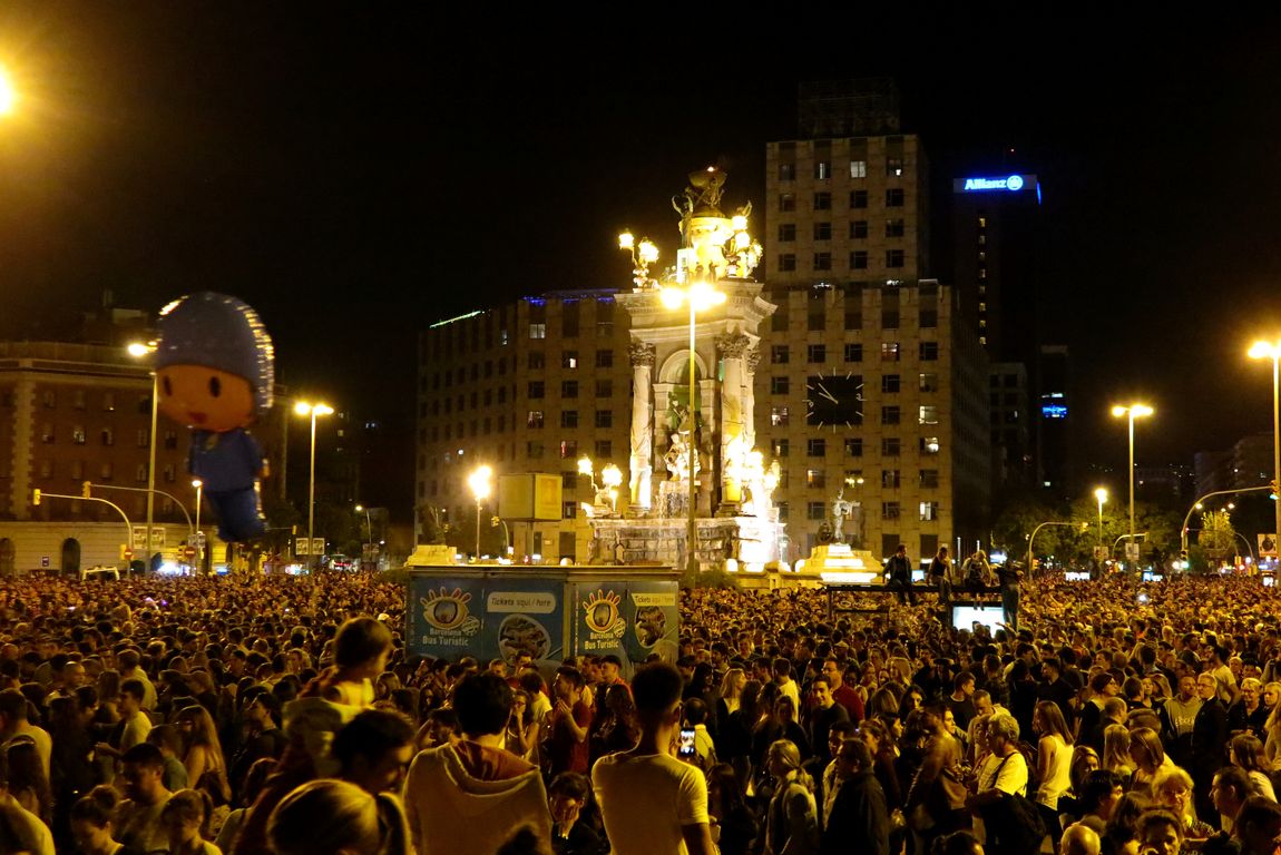 Barcelona_svátek La Merce_pyromusical (7)