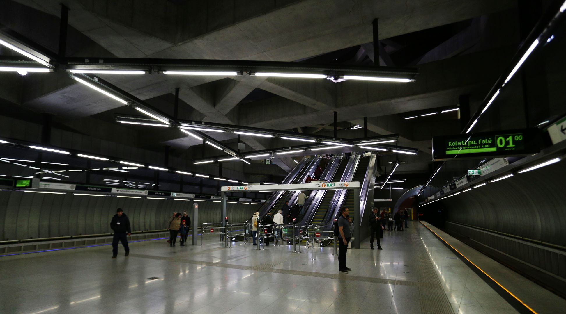 Budapešť - metro (3)