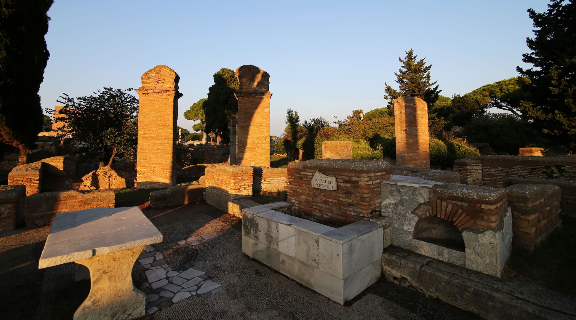 Ostia Antica - pozůstatky města (58) - rybářská taverna