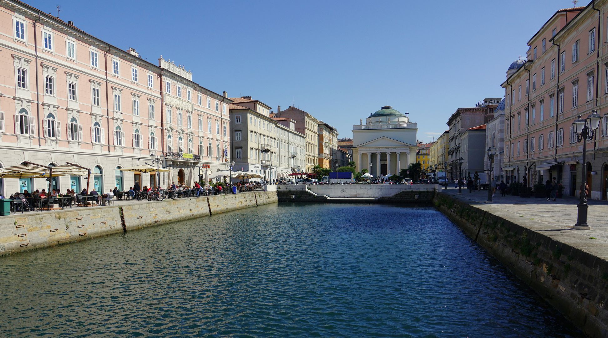 Terst_Canal Grande a Kostel Sant'Antonio Nuovo_1825-49