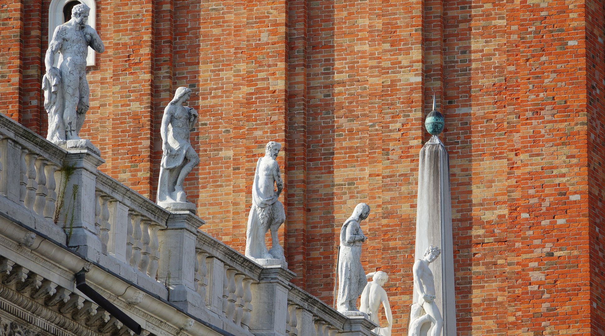 Benátky_Piazzetta San Marco_knihovna svatého Marka (4)