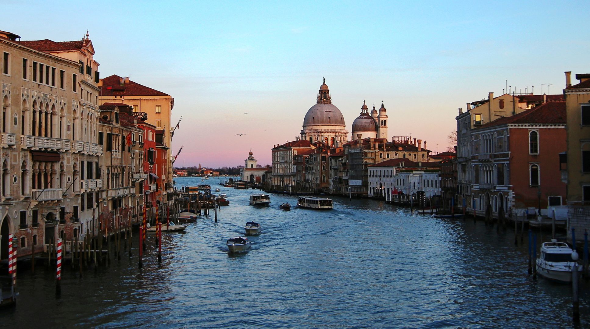 Benátky_Chrám Santa Maria della Salute (6)