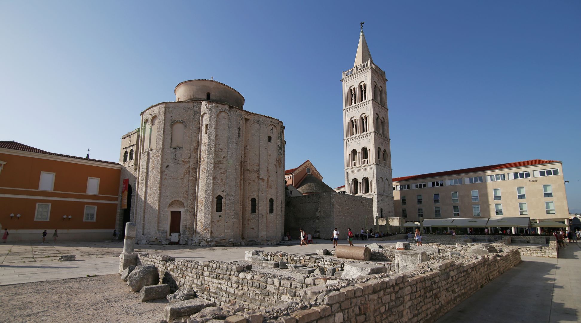 2017_07_Chorvatsko_Zadar_kostel sv. Donáta (1)