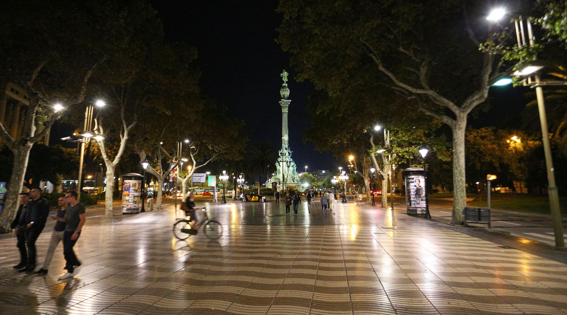 Barcelona_Monument a Colóm_2015_09 (1)