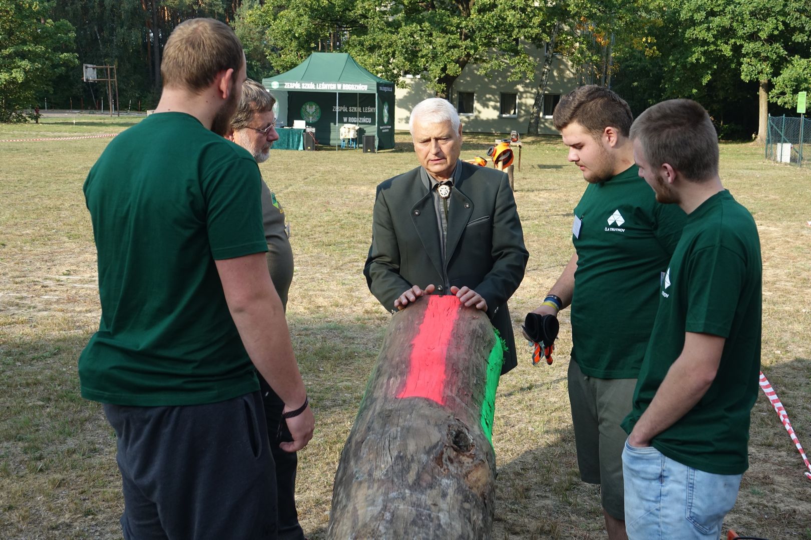 2018_09_21_Soutěž dřevorubeckých dovedností v Rogozinci_05