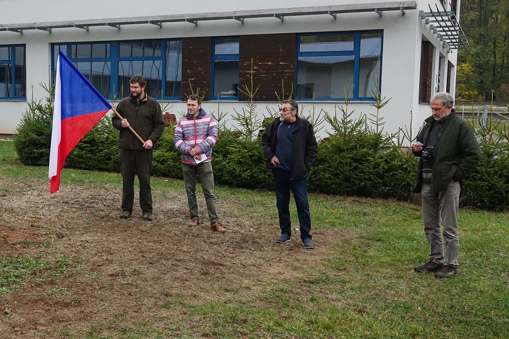 2018_10_26_Výsadba památné lípy na školním polesí České lesnické akademie Trutnov (8)