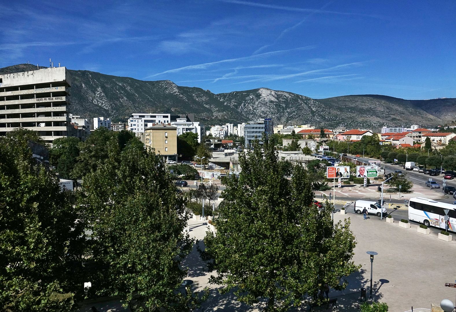 Mostar_Španělské náměstí a okolí (1)