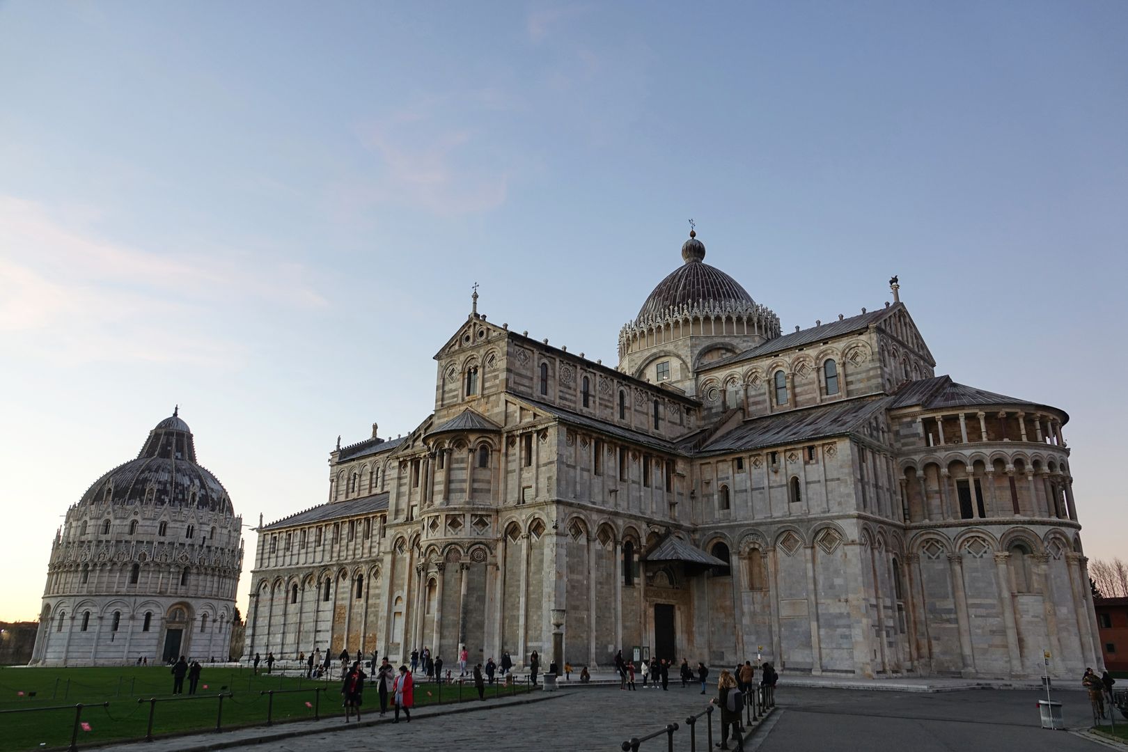 Pisa_Duomo di Pisa_exteriéry (20)