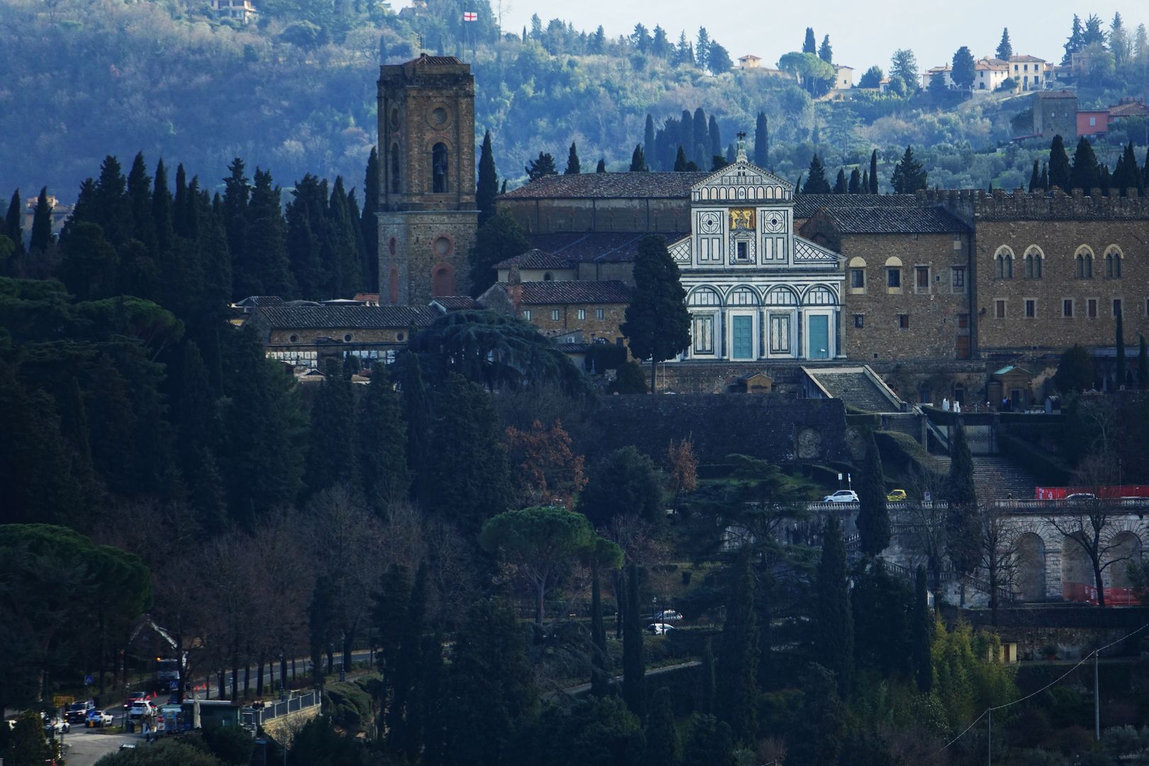 Florencie_San Miniato al Monte_exteriér (1)