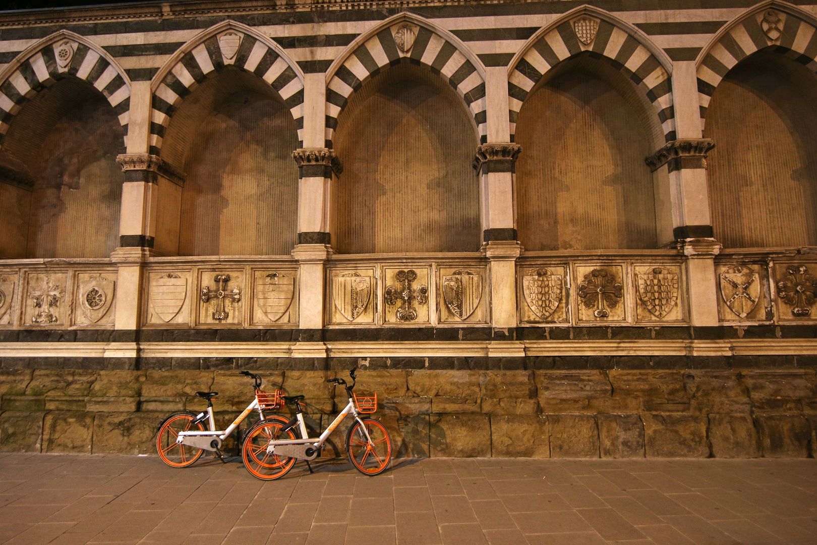 Florencie_Santa Maria Novella_exteriér_od západu (3)