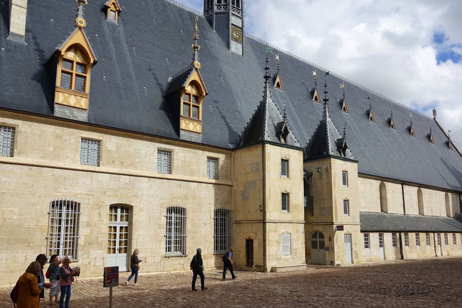 Beaune_hospital (3)