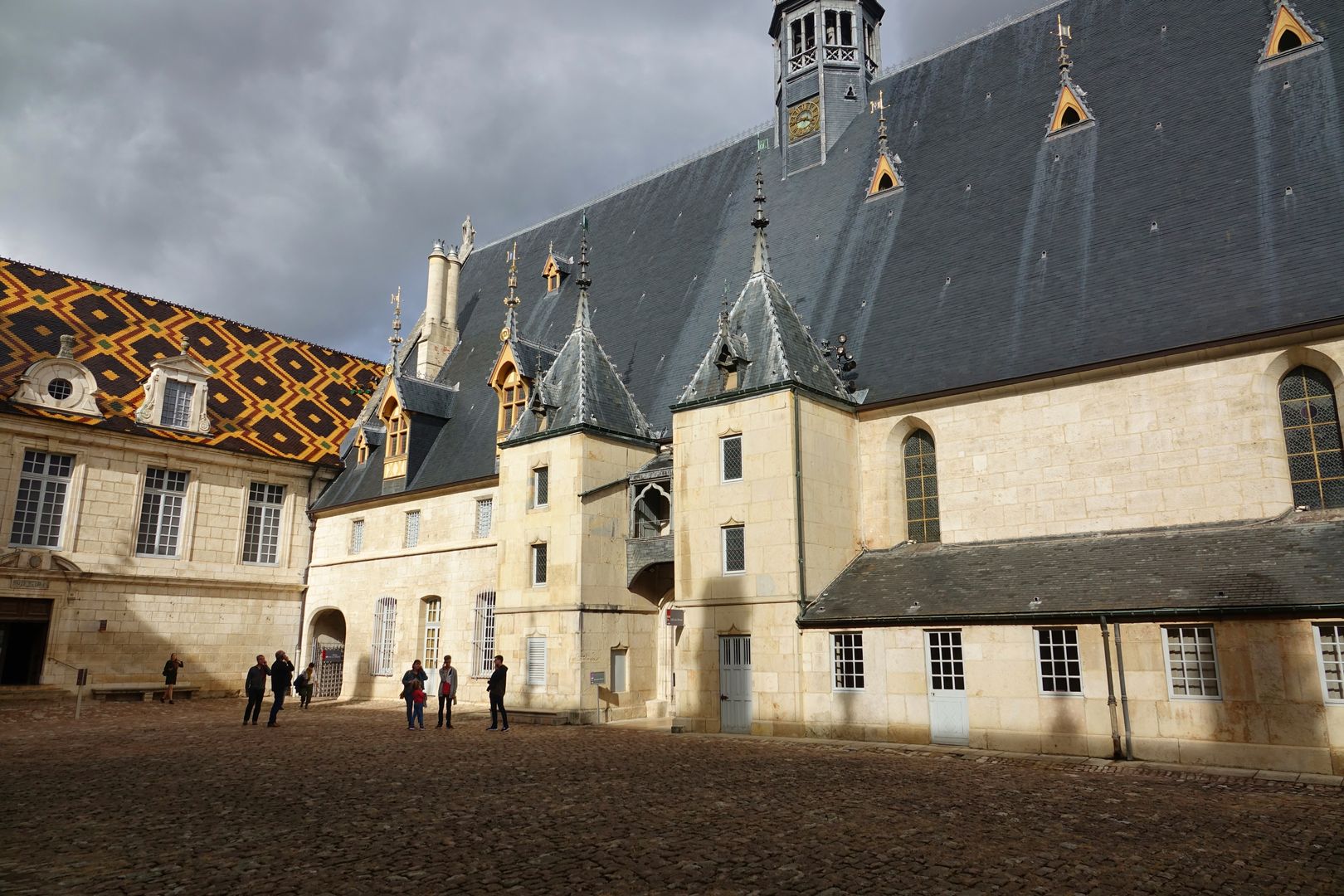 Beaune_hospital (6_4)