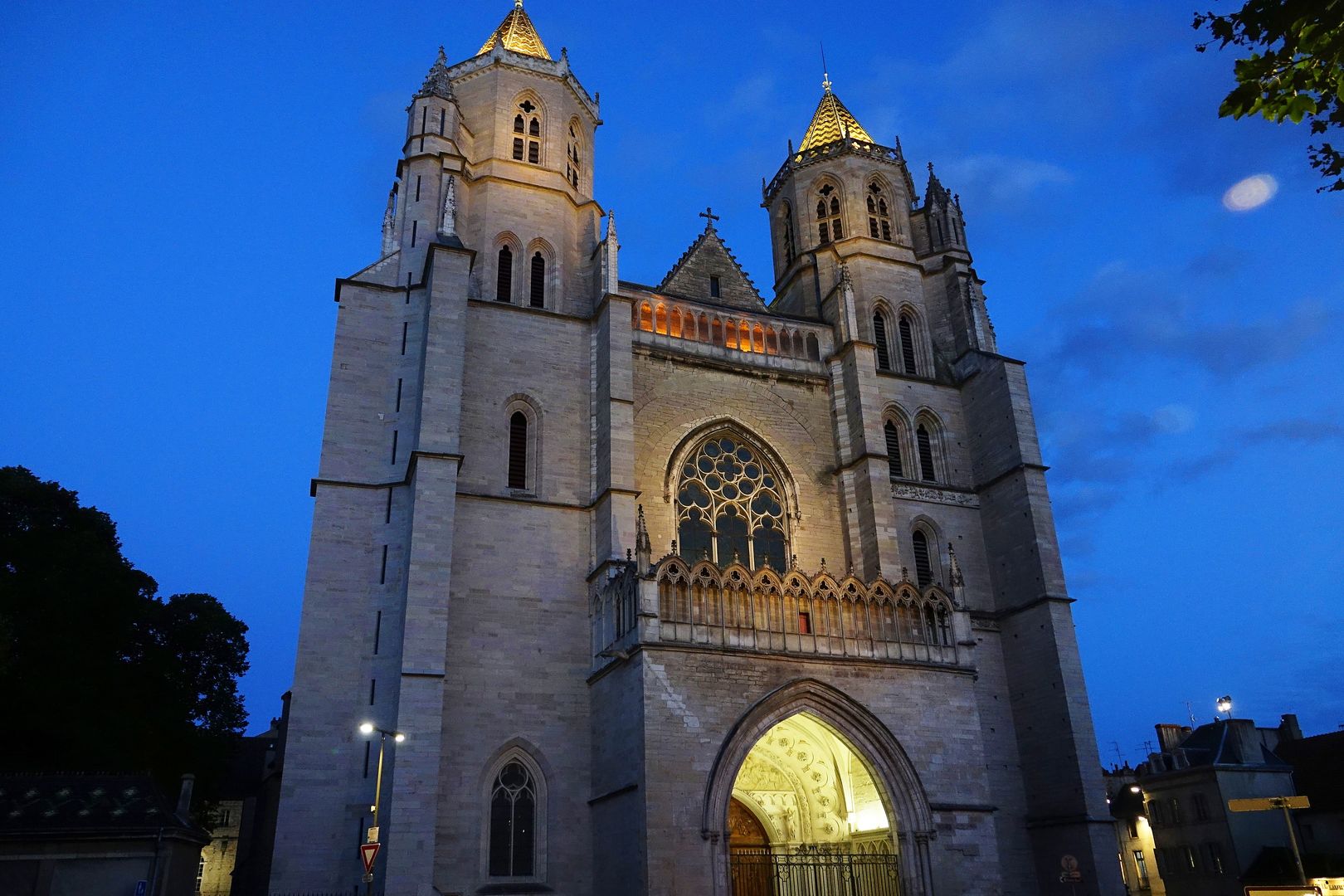 Dijon_katedrála svatého Benigna Dijonského (3)