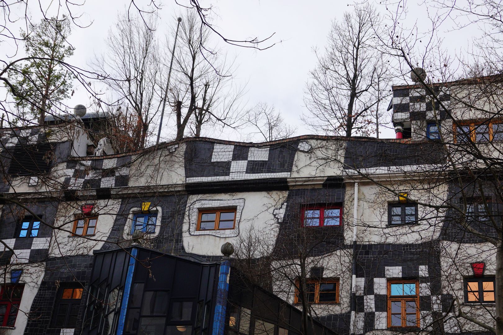 Wien_KunstHausWien_Hundertwasser_1983–86 (5)