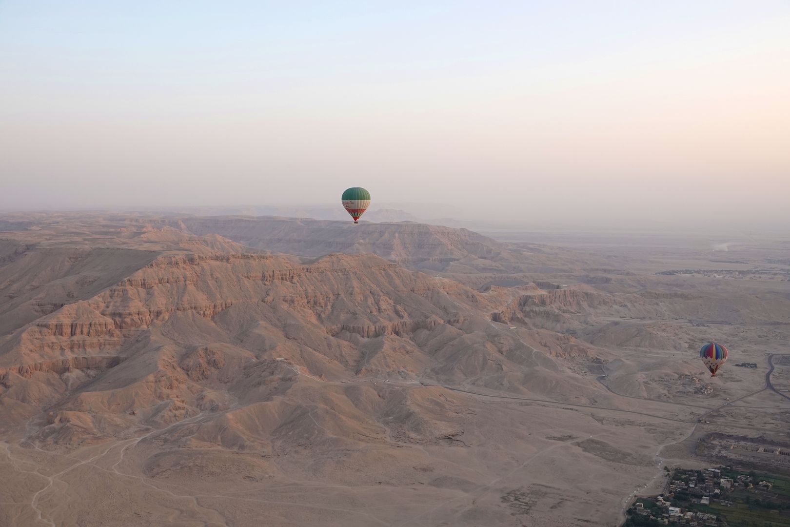 Luxor - Thébská nekropole - let balónem-0034