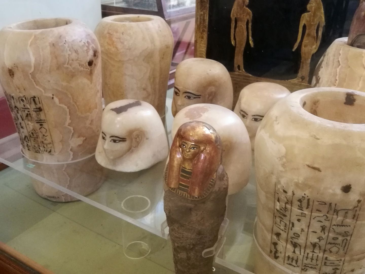 Káhira - Egyptské muzeum - kanopy