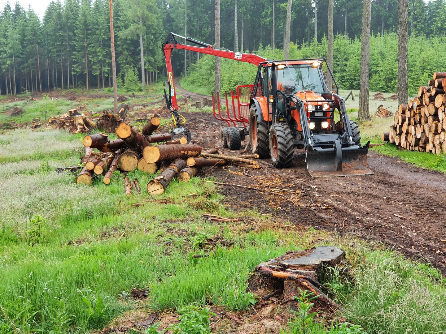 Závěrečné zkoušky_Lesní mechanizátor_2022-0063