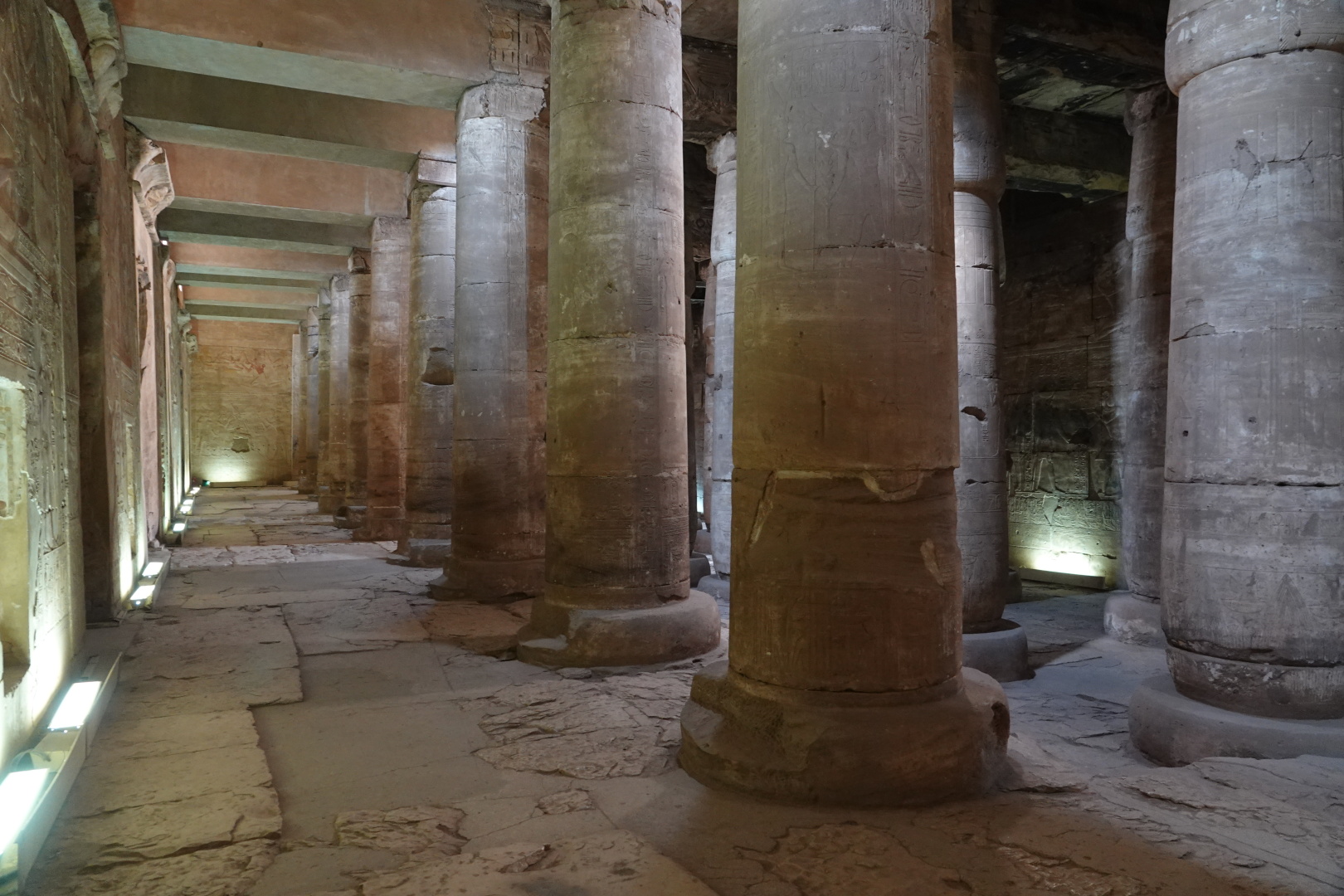 Egypt_Abydos_chrám Setiho I._2022_10_0049