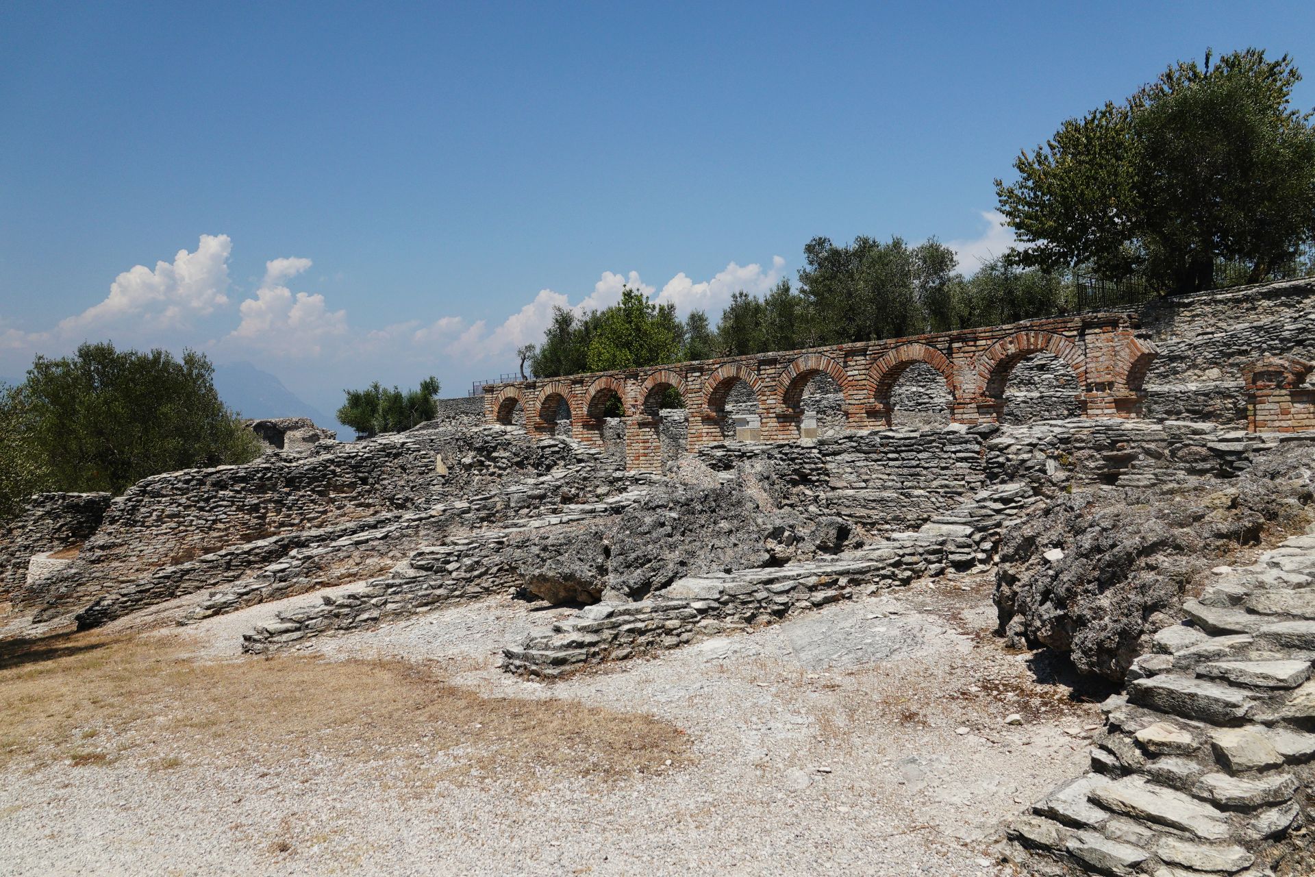 Sirmione_Grotte di Catullo (003)