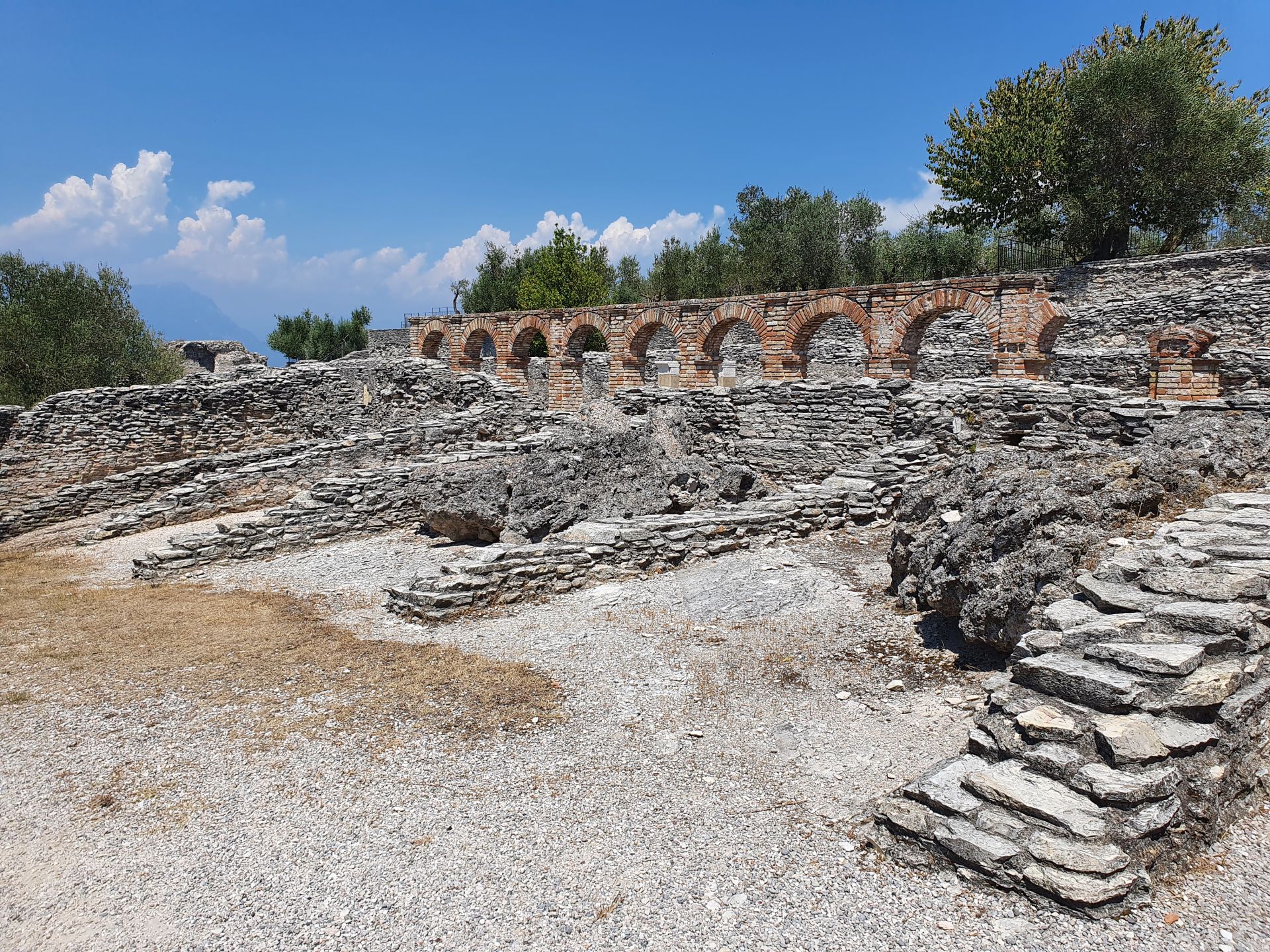 Sirmione_Grotte di Catullo (010)