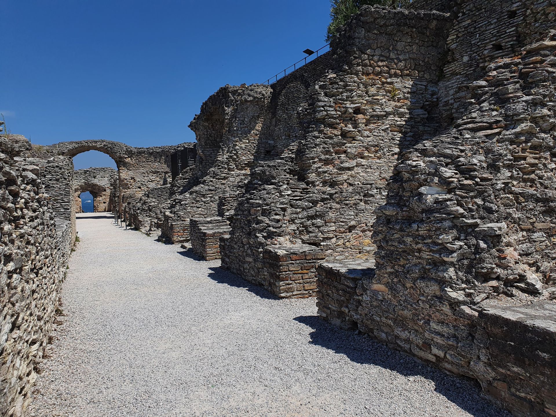 Sirmione_Grotte di Catullo (025)