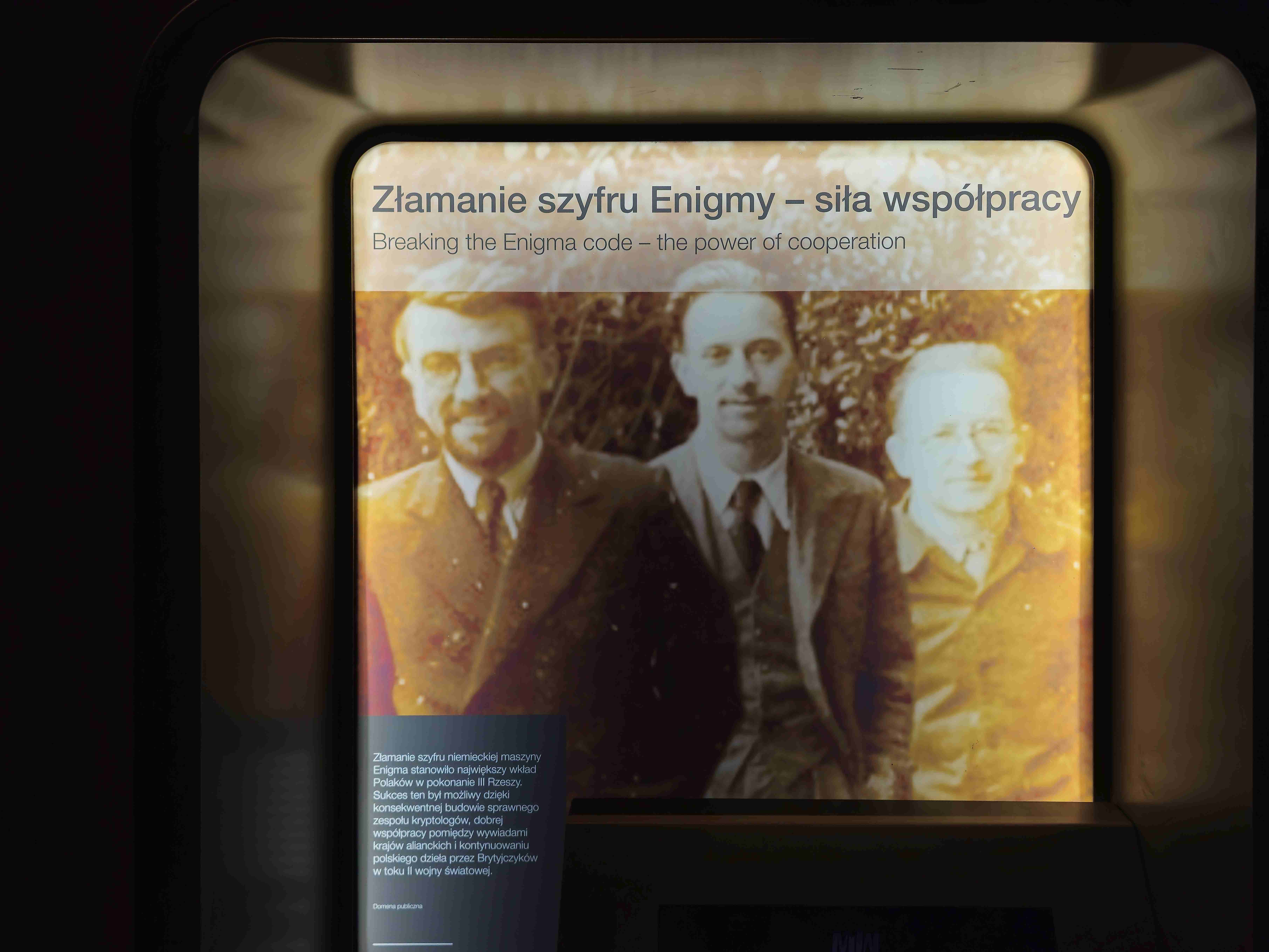 Polsko_Gdaňsk_muzeum II. světové války_2025_07_152_result