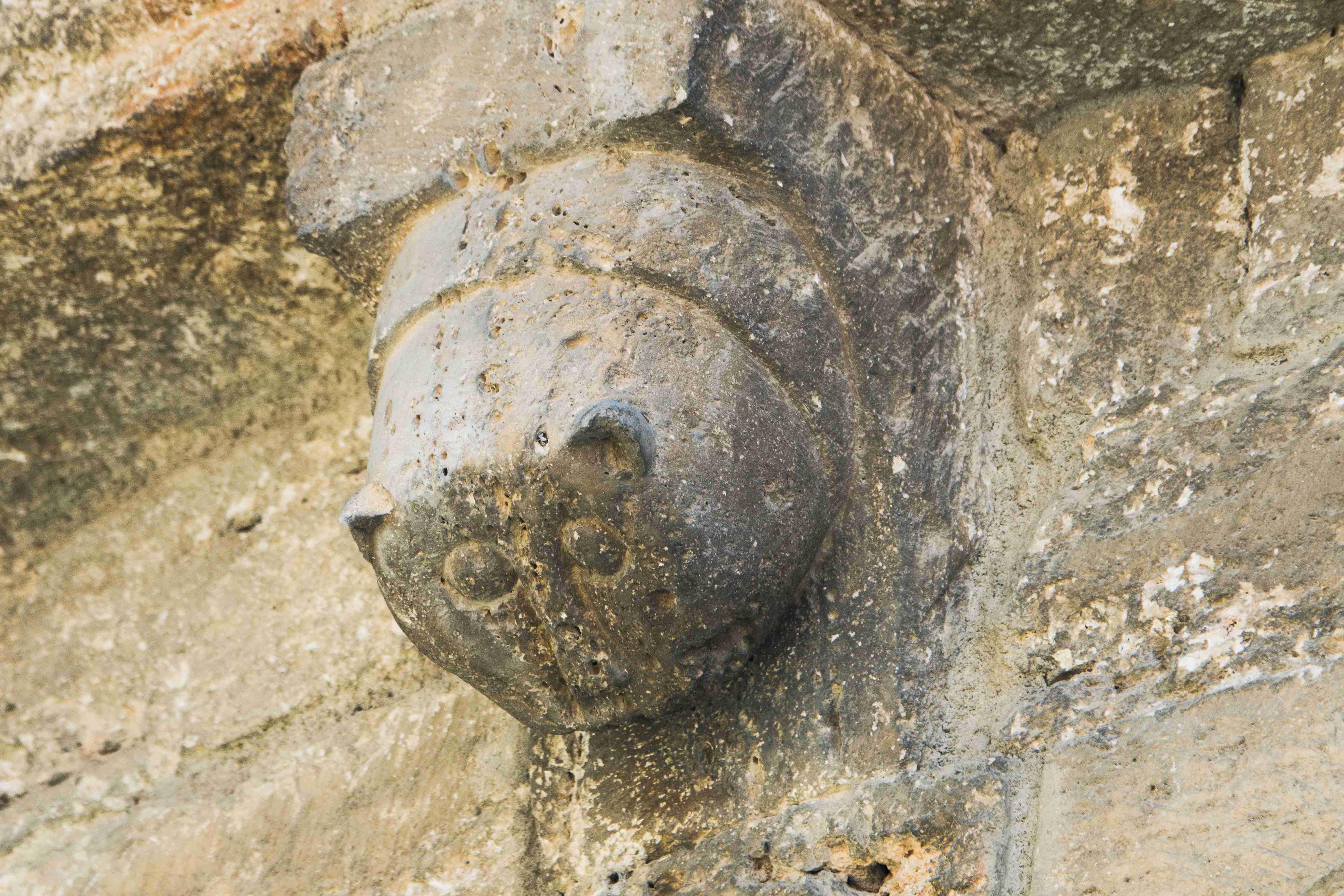 San Quirico d'Orcia_kostel Nanebevzetí Panny Marie (017)_result